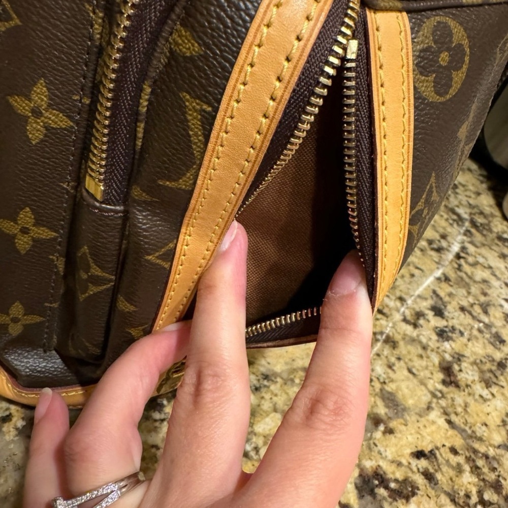 LOUIS VUITTON BOSPHORE BACKPACK MONOGRAM - Picture 10 of 13
